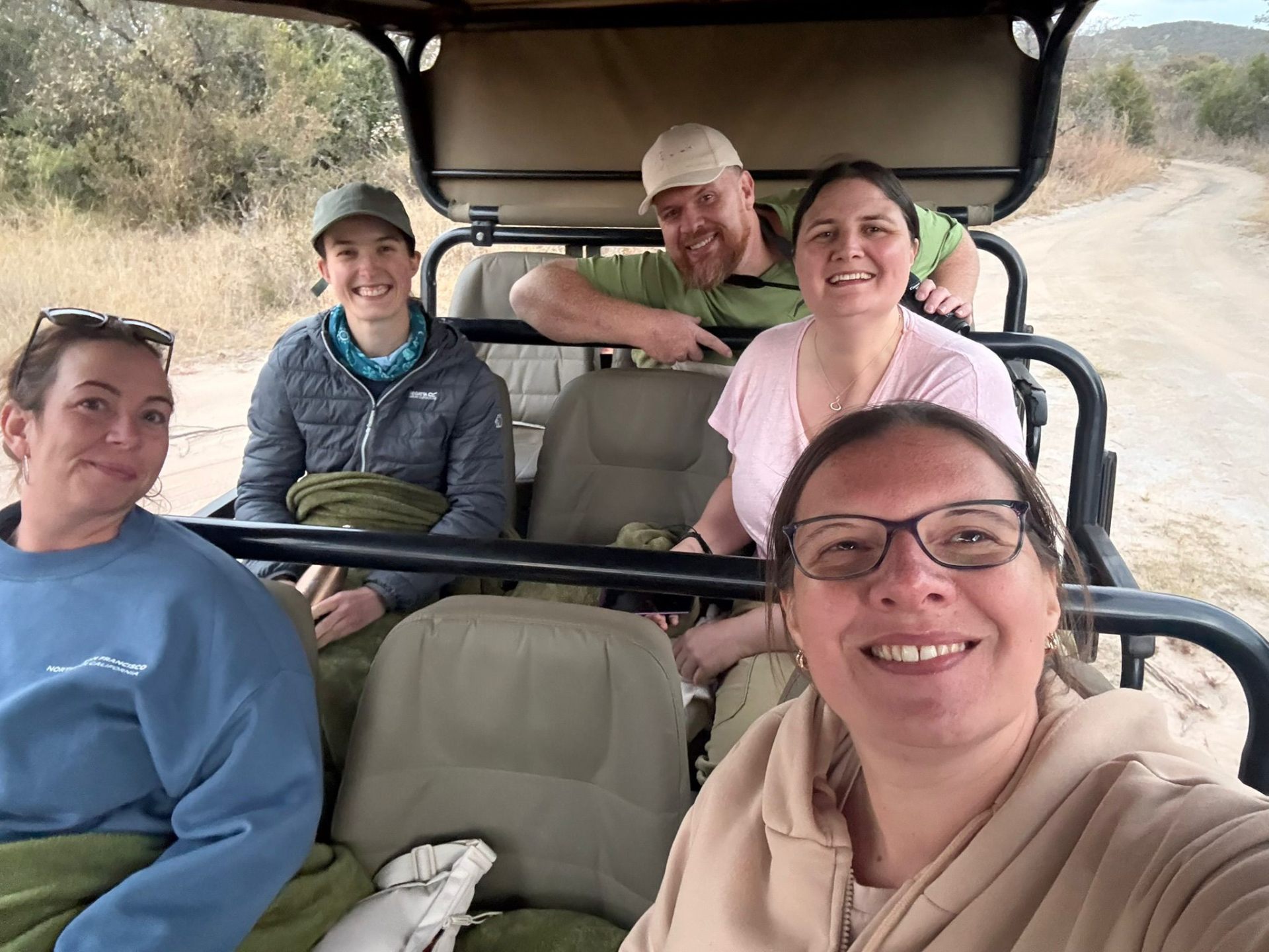 Morning game drive, guests in the bush